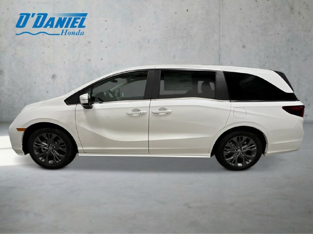 New 2027 Honda Odyssey Touring image 2