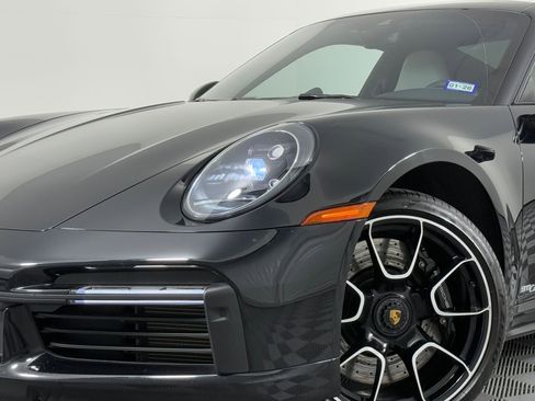 Used 2022 Porsche 911 Turbo image 11