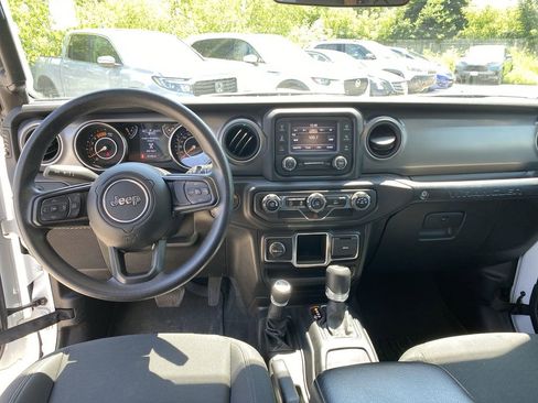 Used 2021 Jeep Wrangler Unlimited Sport image 5