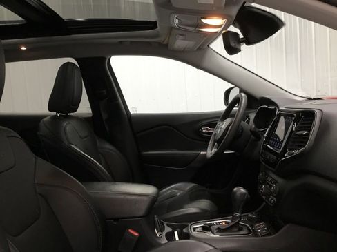 Used 2022 Jeep Cherokee Limited image 19