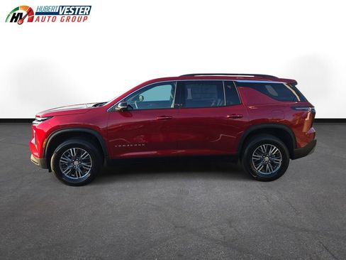 New 2026 Chevrolet Traverse LT image 1