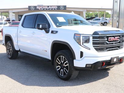 Used 2025 GMC Sierra 1500 AT4 w/ AT4 Premium Package