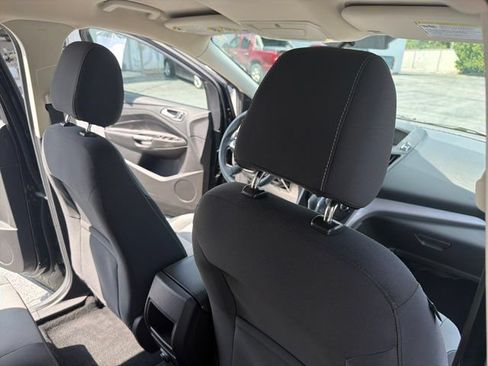 Used 2016 Ford Escape SE FWD image 26