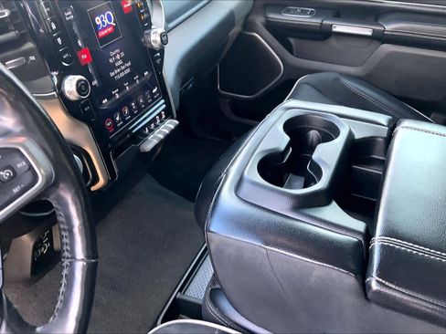 Used 2020 RAM 1500 Laramie image 16