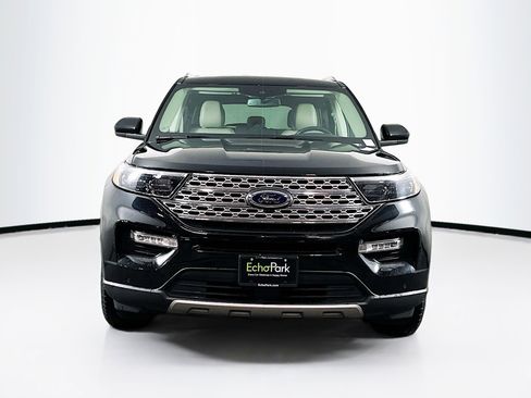 Used 2024 Ford Explorer Limited image 2