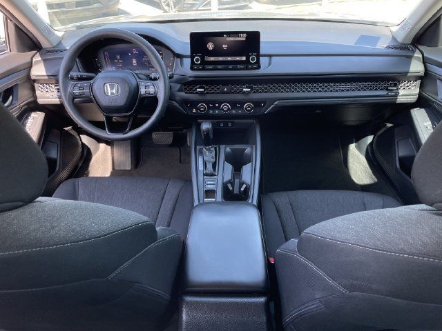 Used 2023 Honda Accord EX image 9