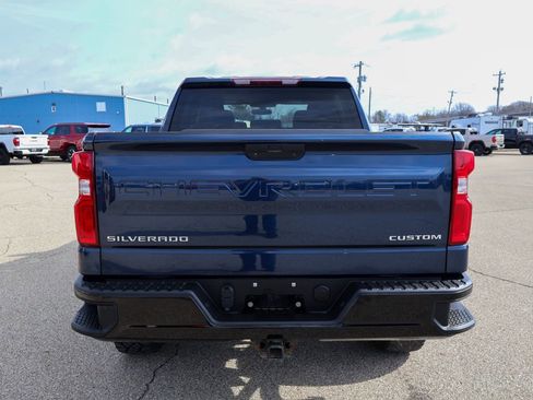 Used 2021 Chevrolet Silverado 1500 Custom Trail Boss image 4