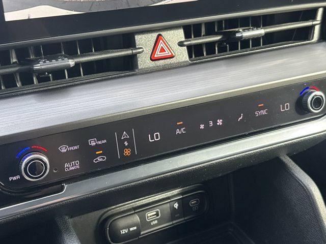 Used 2023 Kia Sportage EX FWD image 21