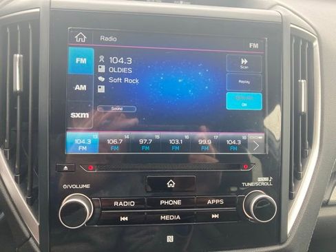 Used 2020 Subaru Forester Limited image 30