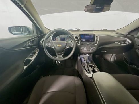 Used 2024 Chevrolet Malibu LS image 21