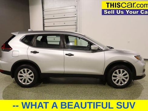 Used 2018 Nissan Rogue S image 8