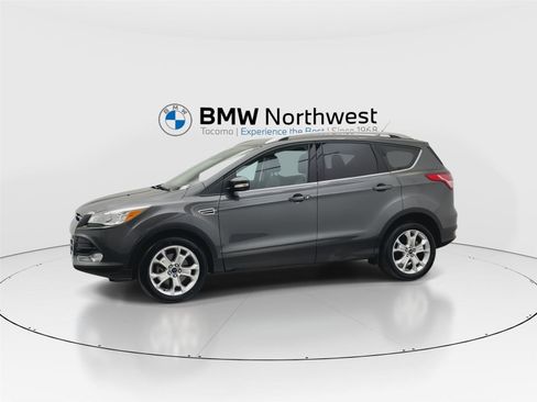 Used 2016 Ford Escape Titanium AWD/4WD image 10