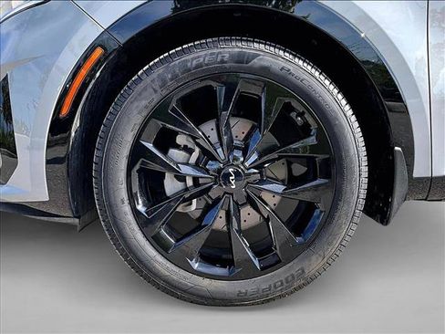Used 2023 Kia Sorento SX FWD image 10