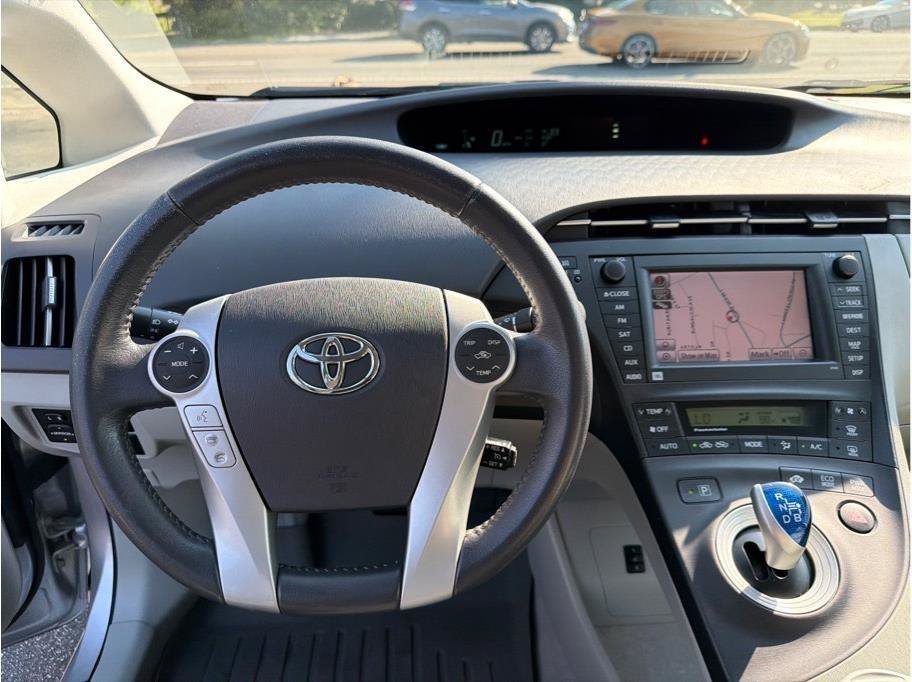 Used 2011 Toyota Prius Four w/ Navigation Pkg FWD image 14