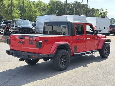 Used 2022 Jeep Gladiator Sport AWD/4WD image 5