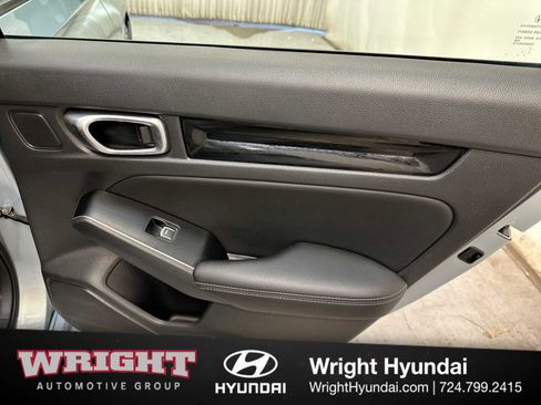 Used 2023 Honda Civic Touring image 15