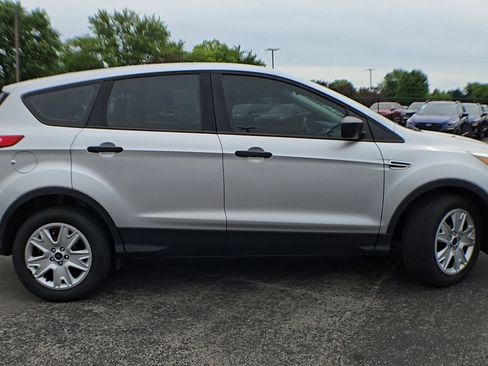 Used 2016 Ford Escape S FWD image 9
