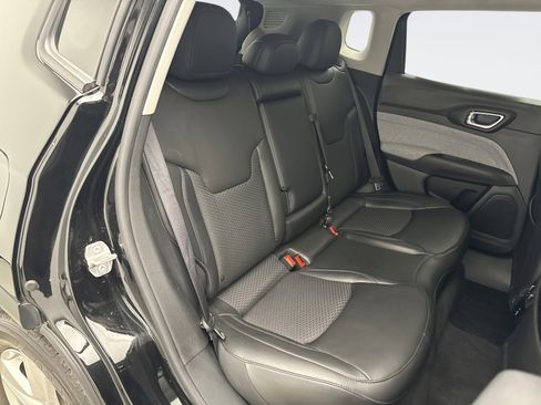 Used 2022 Jeep Compass Latitude w/ Convenience Group image 17