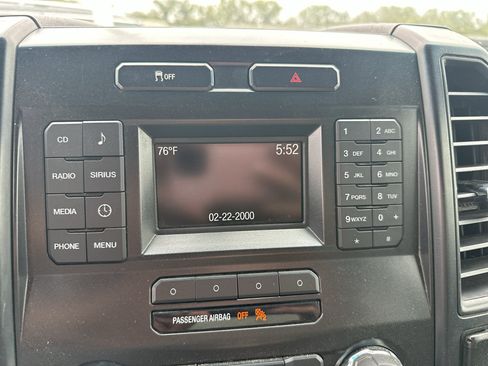 Used 2017 Ford F150 XL w/ Equipment Group 101A Mid AWD/4WD image 22