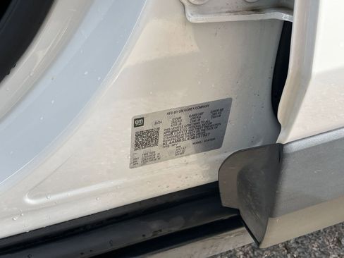 Used 2025 Buick Encore GX Preferred image 28