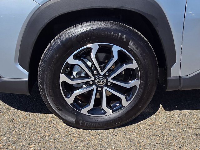 Used 2025 Toyota Corolla Cross AWD Hybrid image 24