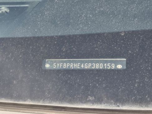 Certified 2016 Toyota Corolla LE Premium image 11