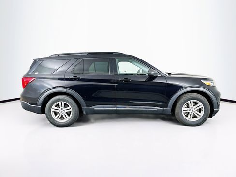 Used 2023 Ford Explorer XLT w/ Equipment Group 202A image 10