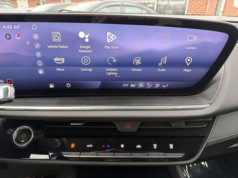 Used 2024 Buick Envision Preferred image 21