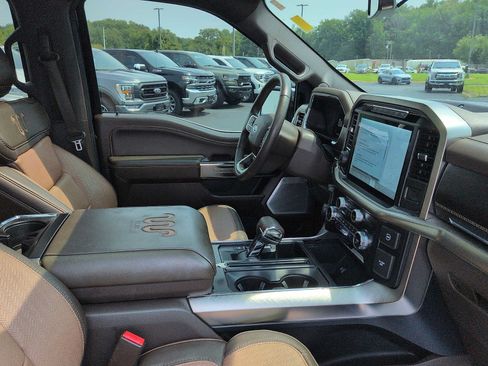 Used 2022 Ford F150 King Ranch w/ Equipment Group 601A High AWD/4WD image 10