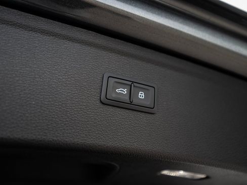 Used 2022 Audi Q5 2.0T Premium Plus w/ Premium Plus Package image 45