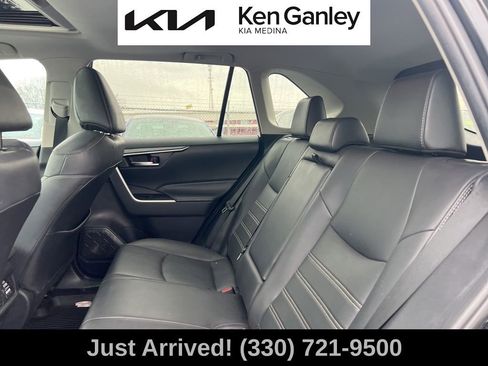 Used 2019 Toyota RAV4 XLE Premium w/ Cold Weather Package image 10