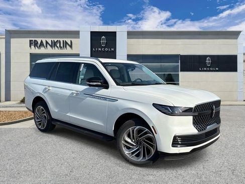 New 2026 Lincoln Navigator Premiere AWD/4WD image 1