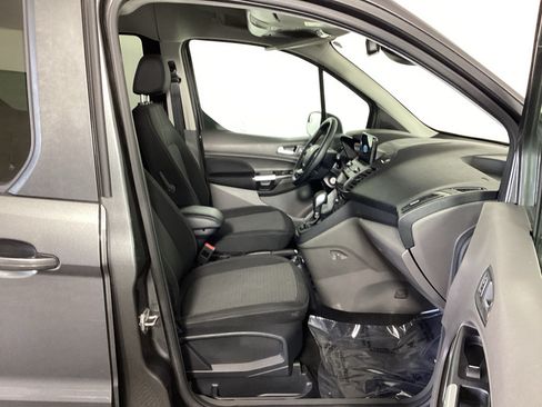 Used 2021 Ford Transit Connect XLT FWD image 9