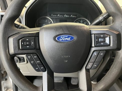 Used 2020 Ford F150 XLT image 21