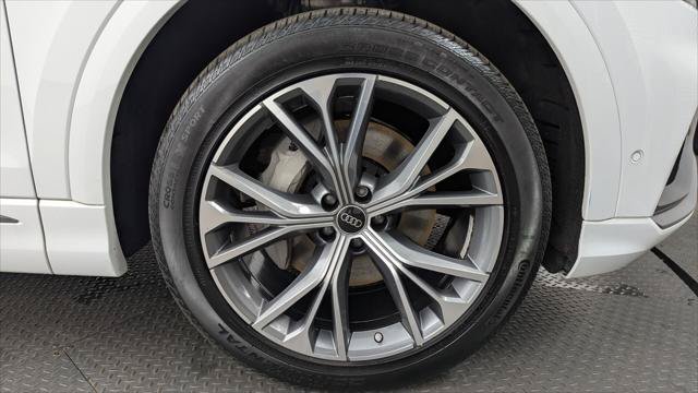 Used 2023 Audi Q8 Premium Plus w/ Premium Plus Package AWD/4WD image 32