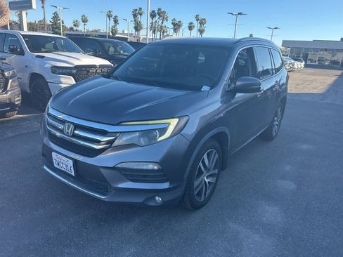 Used 2016 Honda Pilot Touring image 2