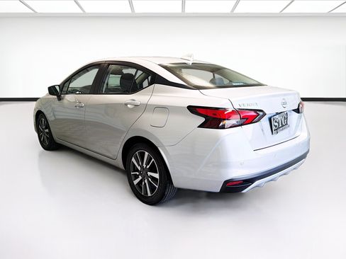 Used 2024 Nissan Versa SV FWD image 6