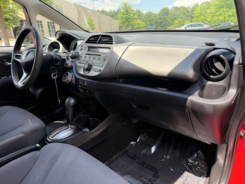 Used 2013 Honda Fit image 24