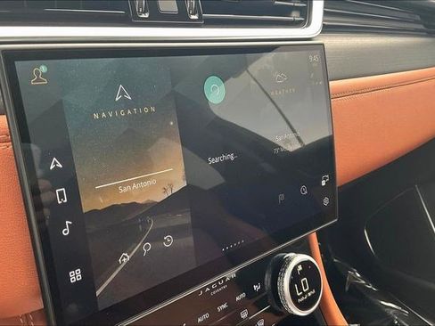 Used 2025 Jaguar F-PACE R-Dynamic S image 36