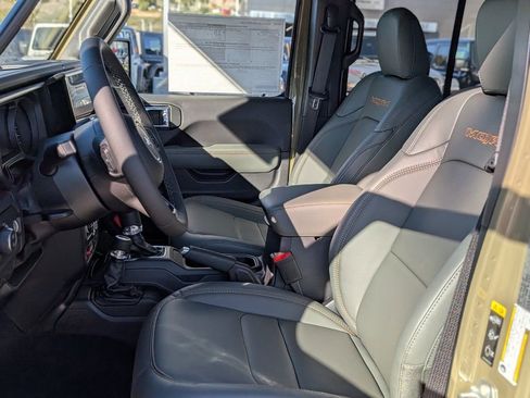 New 2026 Jeep Gladiator Mojave image 10
