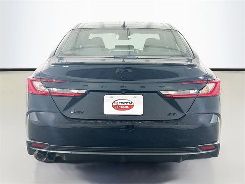 New 2026 Toyota Camry SE image 5