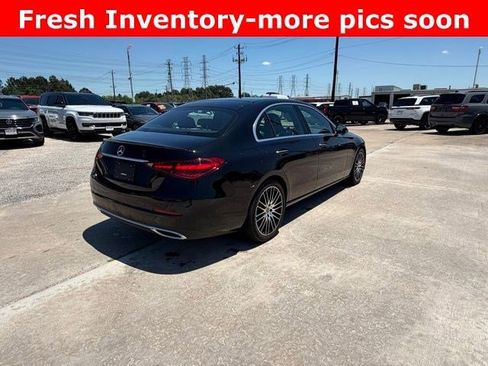 Used 2024 Mercedes-Benz C 300 Sedan image 3