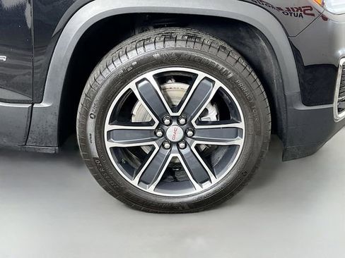 Used 2023 GMC Acadia SLT w/ Preferred Package AWD/4WD image 40