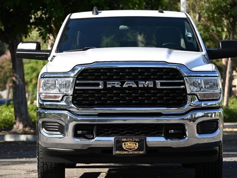 Used 2022 RAM 2500 Big Horn AWD/4WD image 4