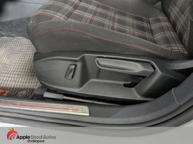 Used 2015 Volkswagen GTI S FWD image 12