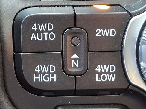 Used 2024 RAM 1500 Limited image 26