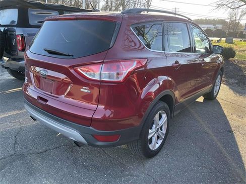 Used 2016 Ford Escape SE w/ SE Leather Comfort Package image 6