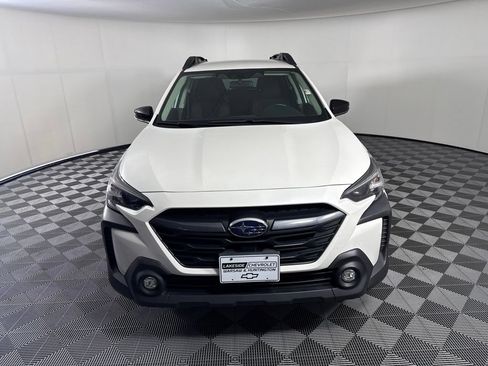 Used 2024 Subaru Outback Premium AWD/4WD image 8
