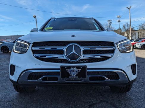 Used 2021 Mercedes-Benz GLC 300 4MATIC image 4