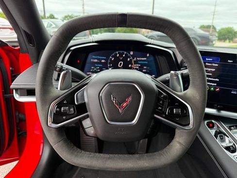 Used 2022 Chevrolet Corvette Stingray Preferred Conv w/ Z51 Performance Package RWD image 31
